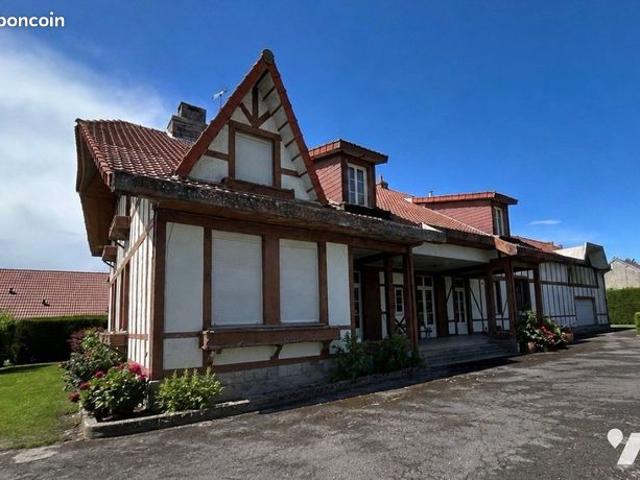 Maison 9 pièces 350 m²