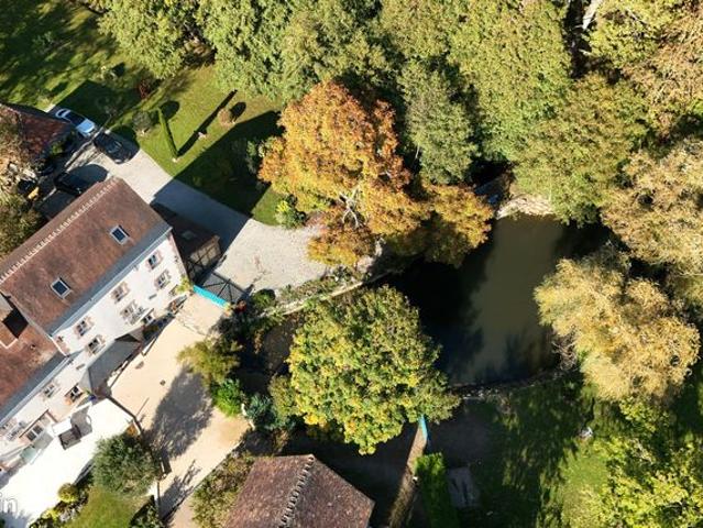 Maison 9 pièces 350 m²