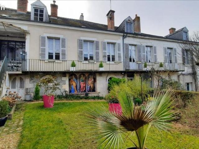 Maison 9 pièces 350 m²