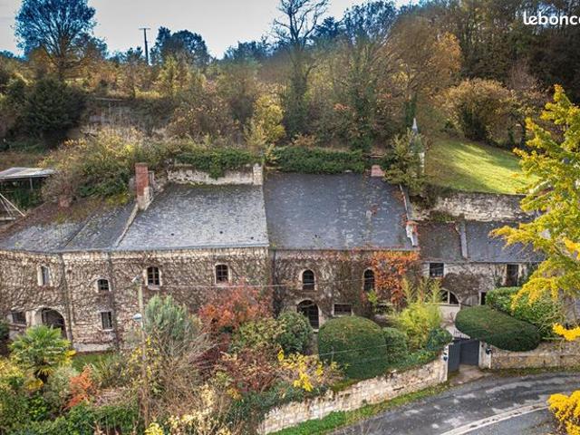 Maison 9 pièces 352 m²
