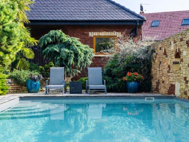 Maison 9 pièces 353 m²