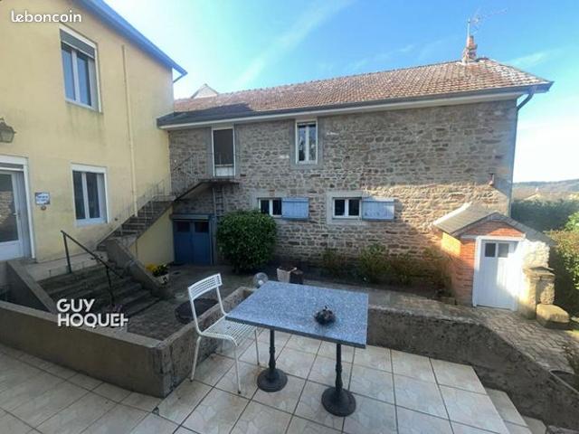 Maison 9 pièces 368 m²