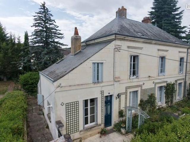 Maison 9 pièces 380 m²