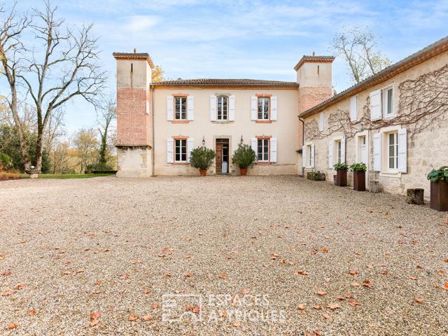 Maison 9 pièces 382 m²