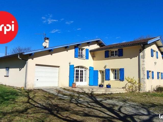 Maison 9 pièces 418 m²