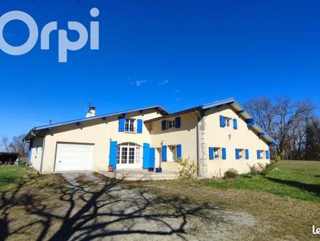 Maison 9 pièces 400 m²