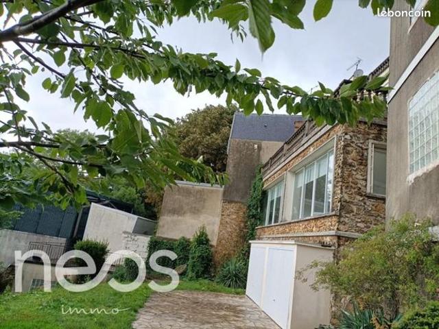 Maison 9 pièces 424 m²