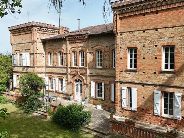 Maison 9 pièces 430 m²