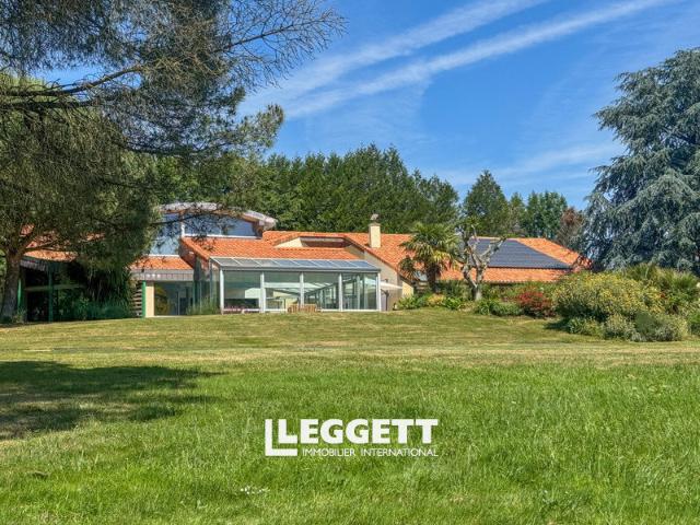Maison 9 pièces 430 m²