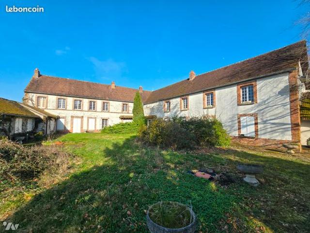 Maison 9 pièces 486 m²