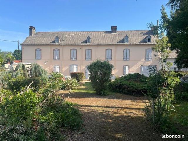 Maison 9 pièces 520 m²