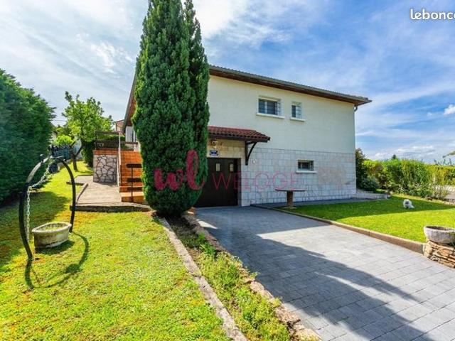 Maison 9 pièces 92 m²