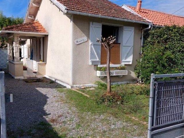 Maison coté bassin