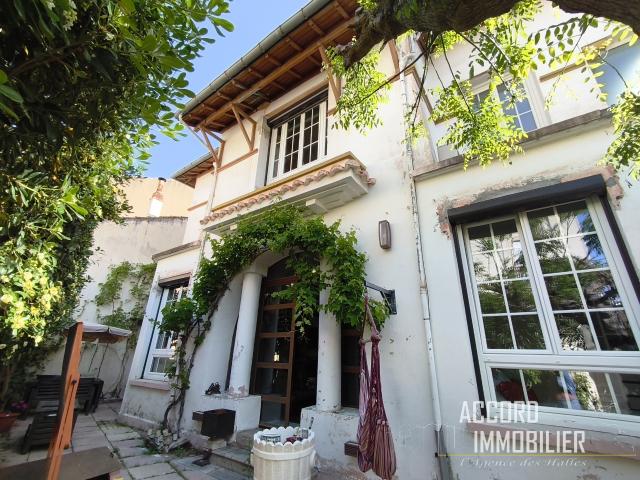 MAISON COUP DE COEUR! 195M2 BEZIERS