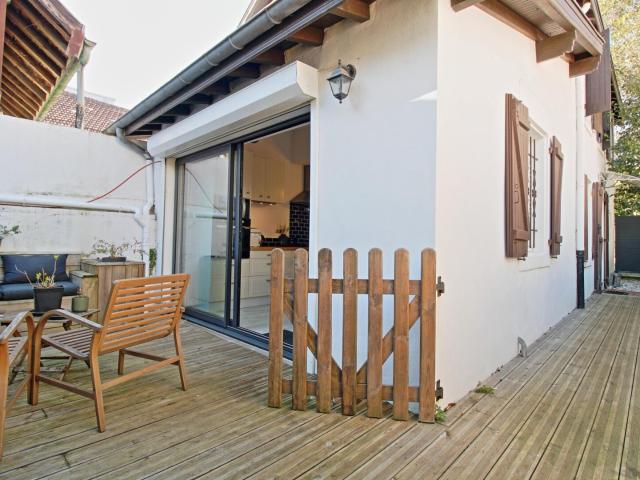 Charmante maison T3 avec terrasse proche mairie