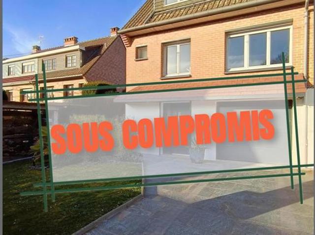 Maison coup de coeur, entièrement rénovée, avec vaste pièce de vie lumineuse et jardin sans vis à vis