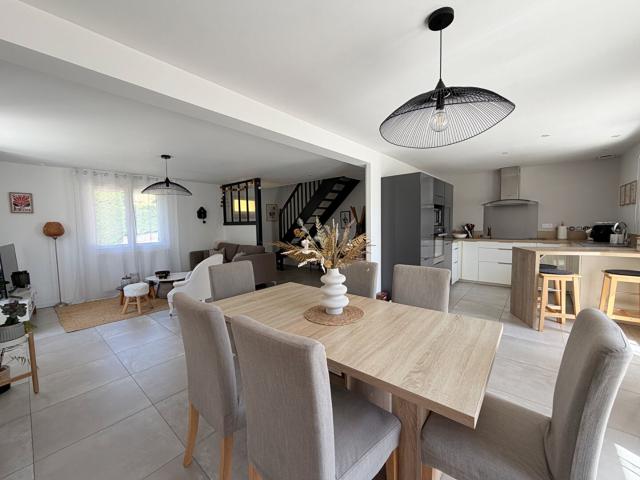 Maison Courlans 5 pièces / 120 m2 / 4 chambres