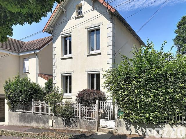 Maison Coutances 5 pièces 59 m2 terrain clos de 313 m2
