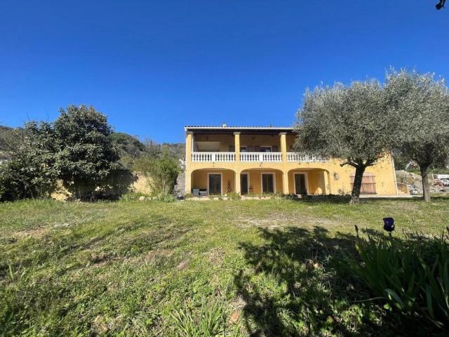 Maison Collobrières 130m² 130m² Collobrières
