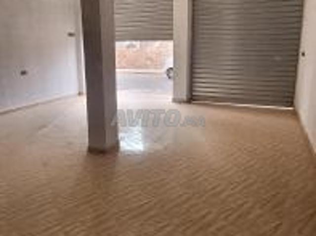 Maison commerciale de deux étages à Ait Melloul