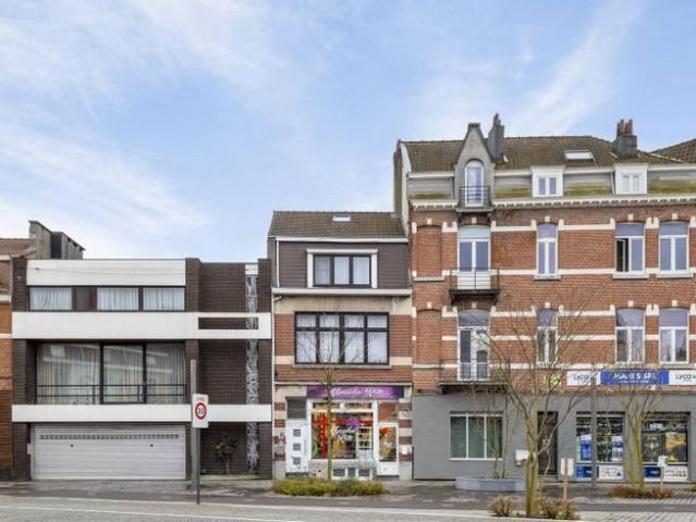 Maison commerciale renovée à vendre au cœur de Vilvorde