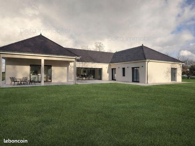 Maison contemporaine 5 chambres sur parc de 4023m² MEREAU NORD