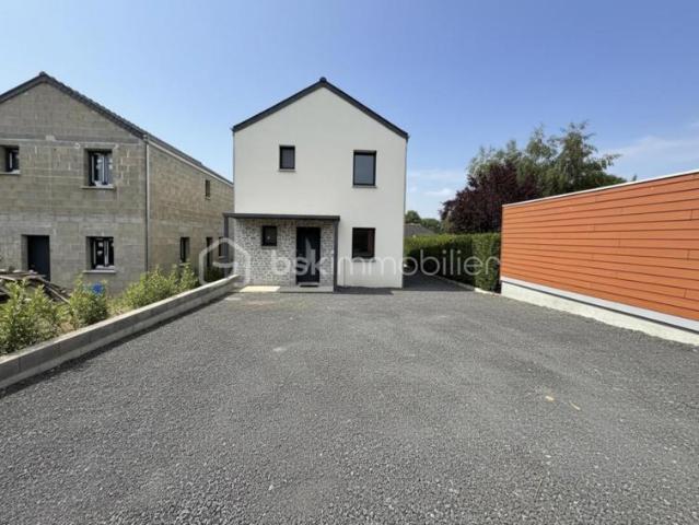 Maison contemporaine 5 pièces – 118 m² – Jardin 300 m² – Prestations haut de gamme – Issé