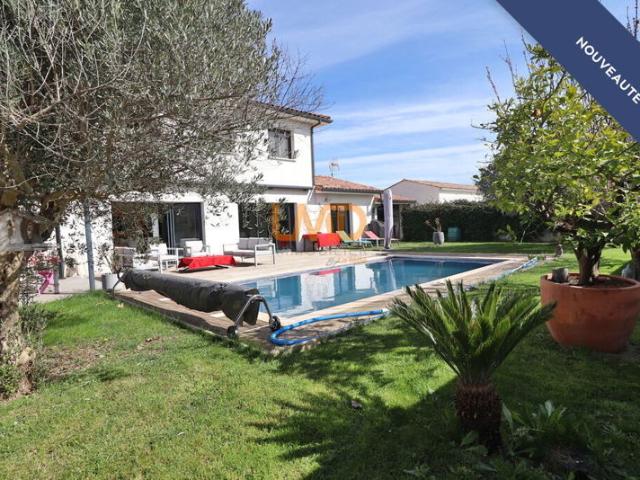 Maison contemporaine 6 pièces piscine garage