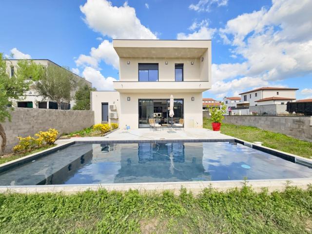 MAISON CONTEMPORAINE