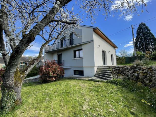 Maison contemporaine 8 pièces sur 1000 m2