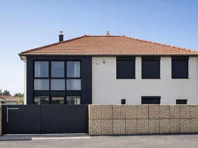 Maison contemporaine 183m² | Terrasse et jardin | Meyzieu Le Carreau