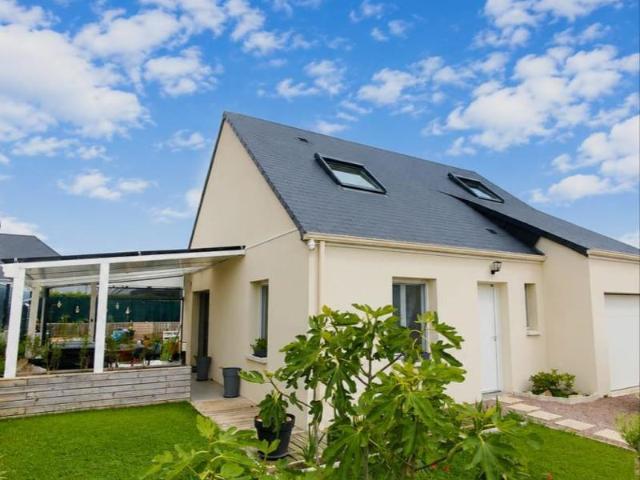 Maison contemporaine 2018 92m² 3 chambres à Beaumont la ronce