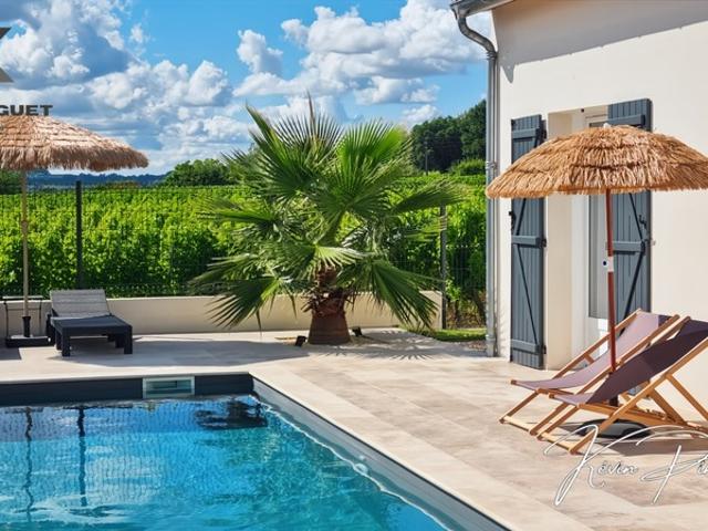 Maison contemporaine 2021 – DPE A – Plain pied – Piscine chauffée – Prestations haut de gamme – Quartier calme et privilégié
