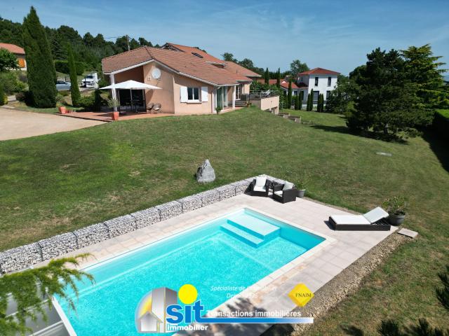 Maison contemporaine 209 m2 avec piscine Vue panoramique sur les Alpes