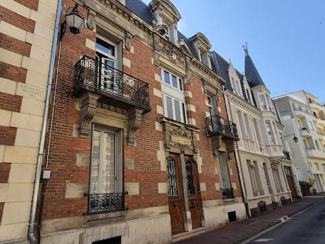 Maison contemporaine avec terrasse