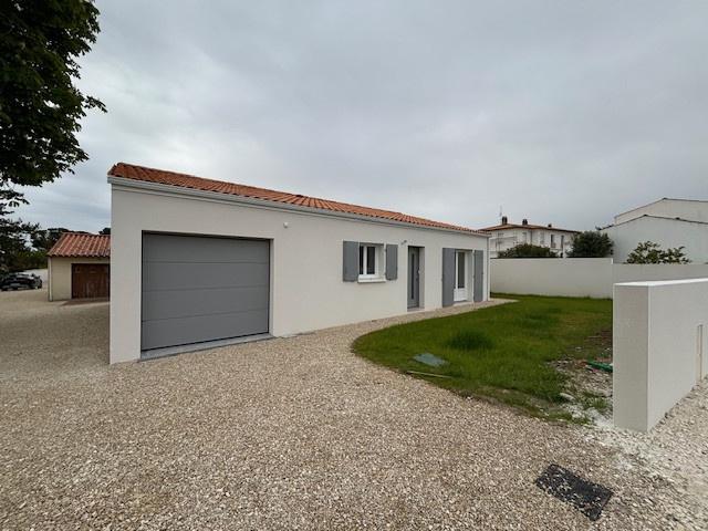 MAISON CONTEMPORAINE A MESCHERS 3 CHAMBRES
