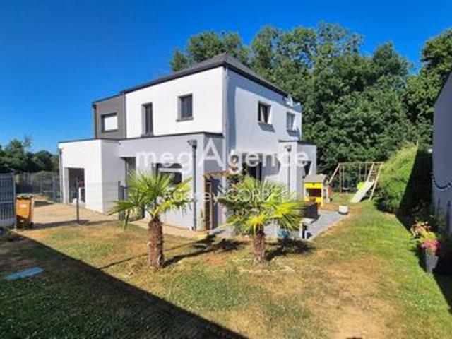 Maison Contemporaine à Tréméloir