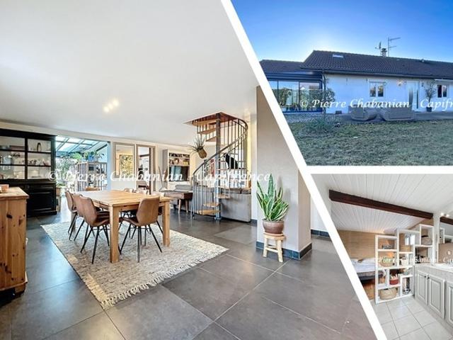 Maison contemporaine à vendre 7 pièces VIRY 74 secteur résidentiel paisible 167 m² habitables 230 m² au sol, terrain clos 1417 m² piscine 9 places de stationnement