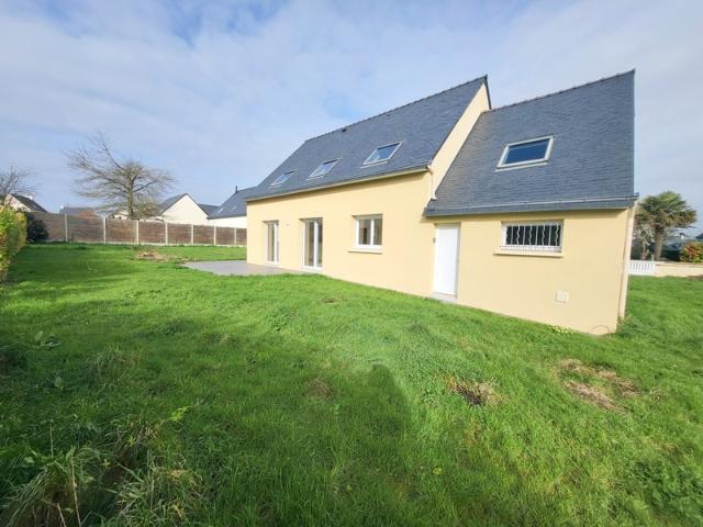 Maison contemporaine à vendre 8 pièces ARGOL 29