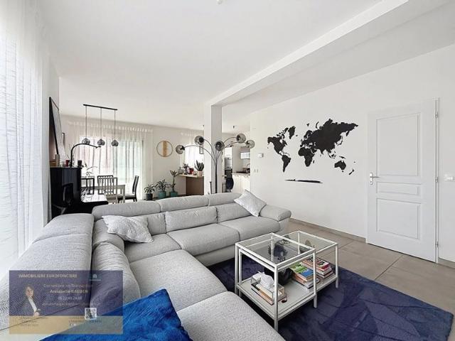 Maison Contemporaine Agglo prisé