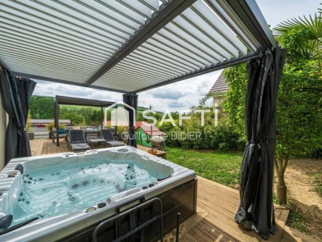 Maison Contemporaine avec appartement indépendant – environement calme et résidentiel
