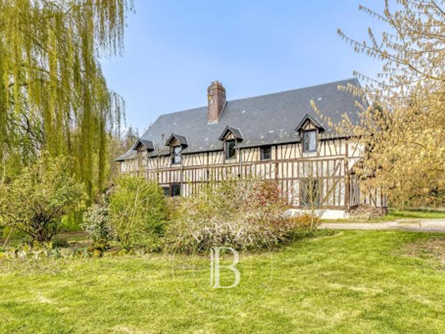 Maison contemporaine avec jardin