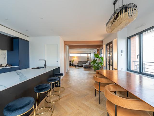 Maison contemporaine avec jardin