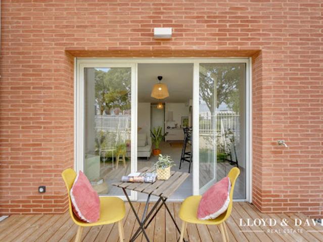Maison contemporaine avec jardin