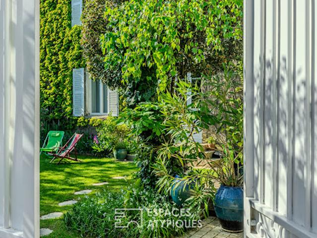 Maison contemporaine avec jardin