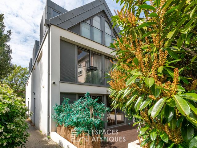 Maison contemporaine avec jardin au coeur de Créteil village