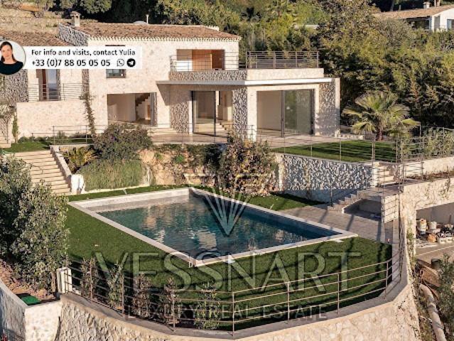Maison contemporaine avec jardin et terrasse