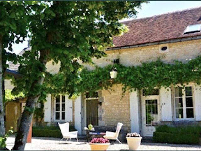 Maison contemporaine avec jardin et terrasse