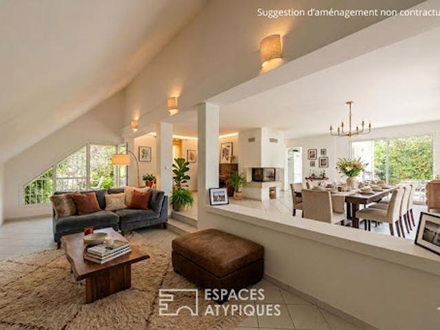 Maison contemporaine avec jardin et terrasse