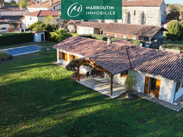 Maison contemporaine avec piscine